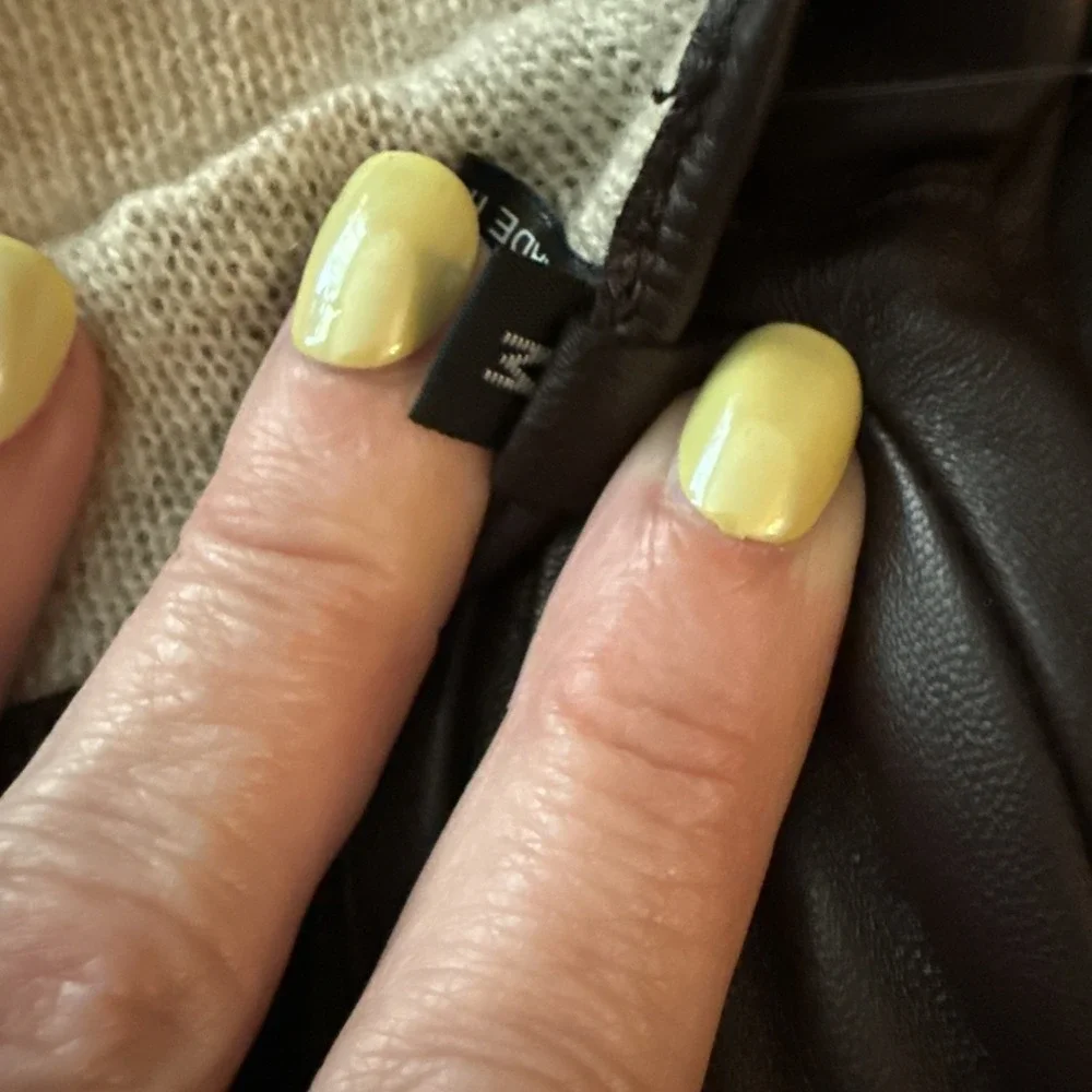 N/A driving gloves